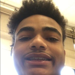 Meet your Posher, Davon